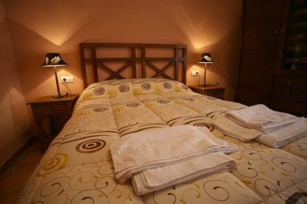 Alojamientos Rurales La Fuente فيلاألبا دي لا سايرا المظهر الخارجي الصورة